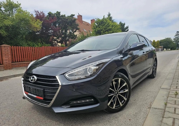 Hyundai i40 cena 44400 przebieg: 92000, rok produkcji 2015 z Lądek-Zdrój małe 631
